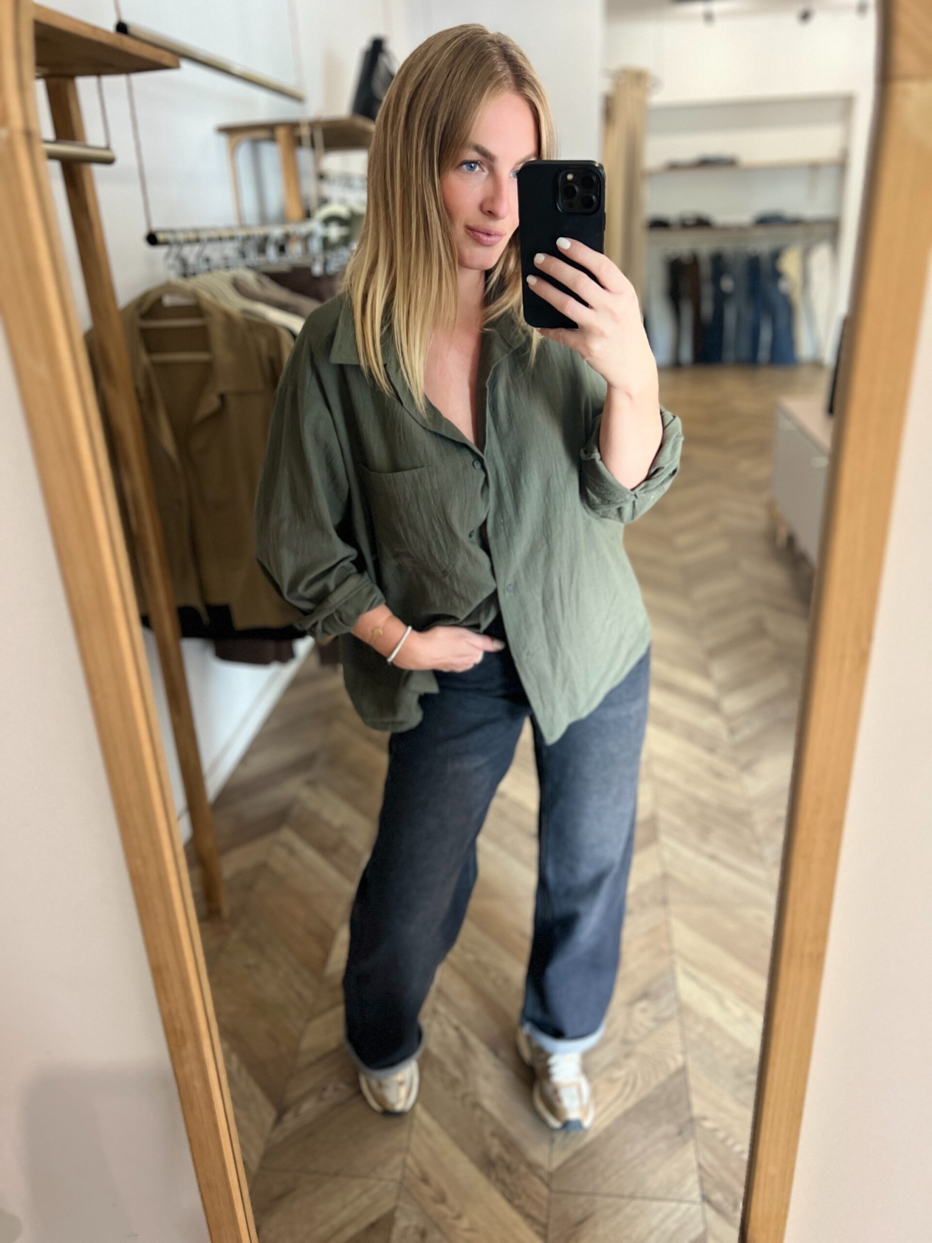 MELLY KAKI – CHEMISE AMPLE