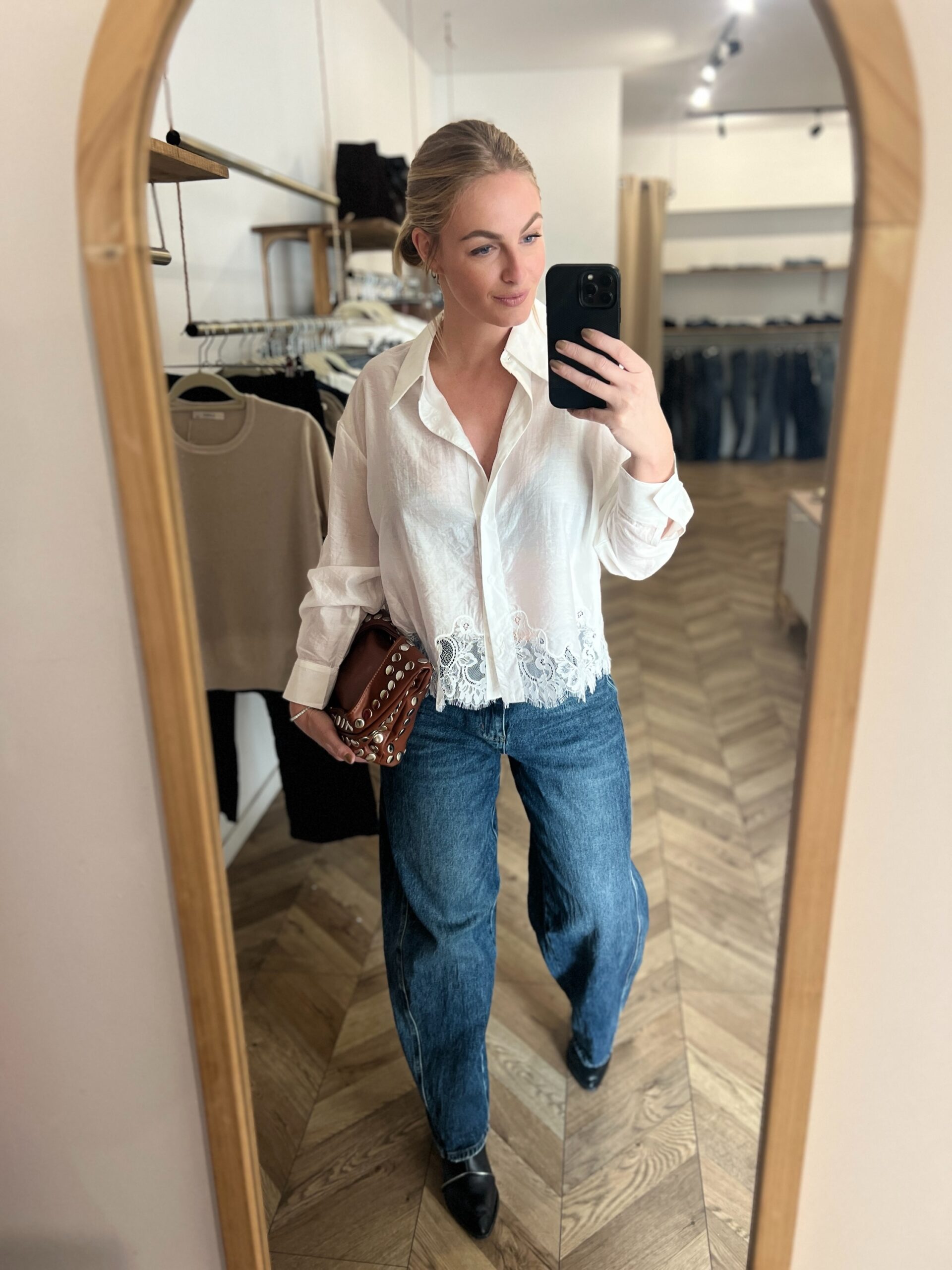 EMMA BLANCHE – CHEMISE DENTELLE