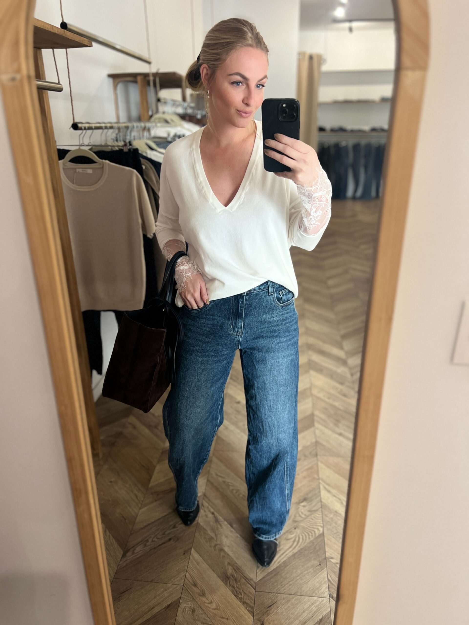 SYLVIA ÉCRU – PULL DENTELLE