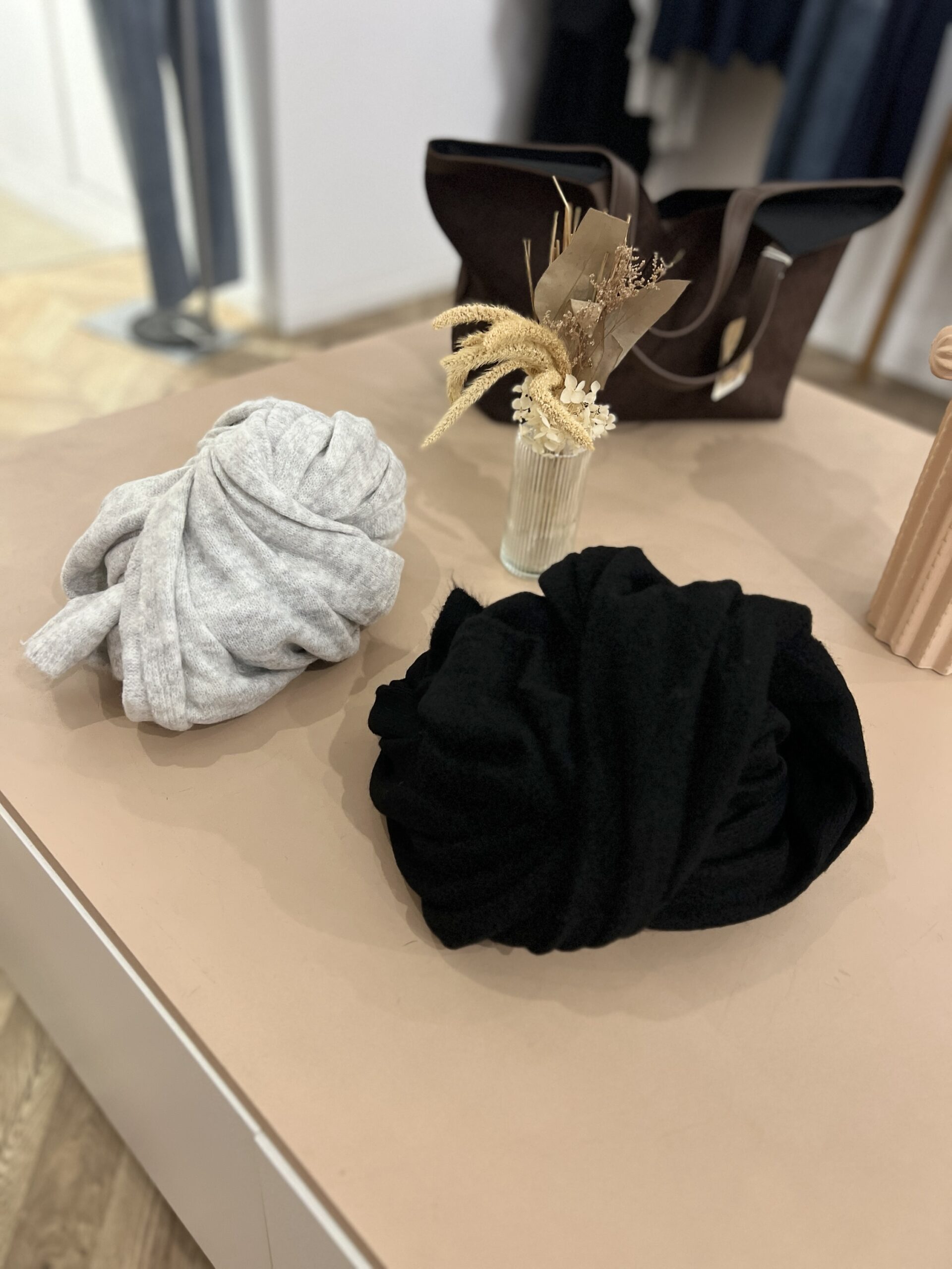 EMMA NOIR – ÉCHARPE