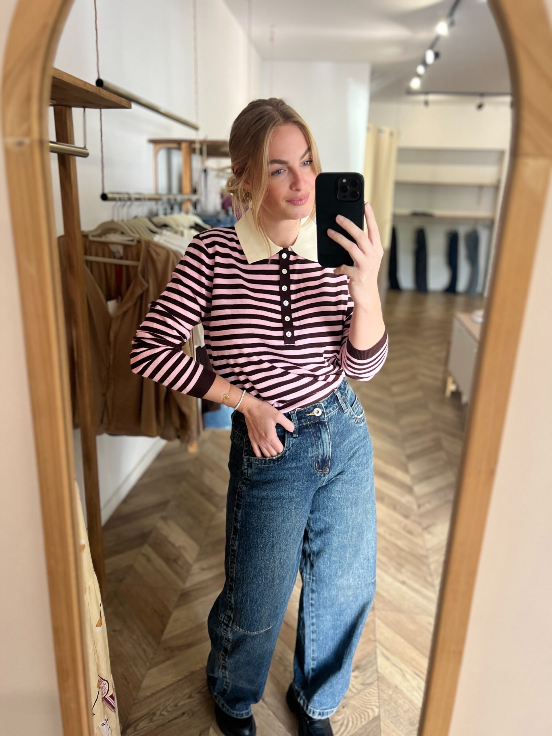 BARBARA ROSE – PULL