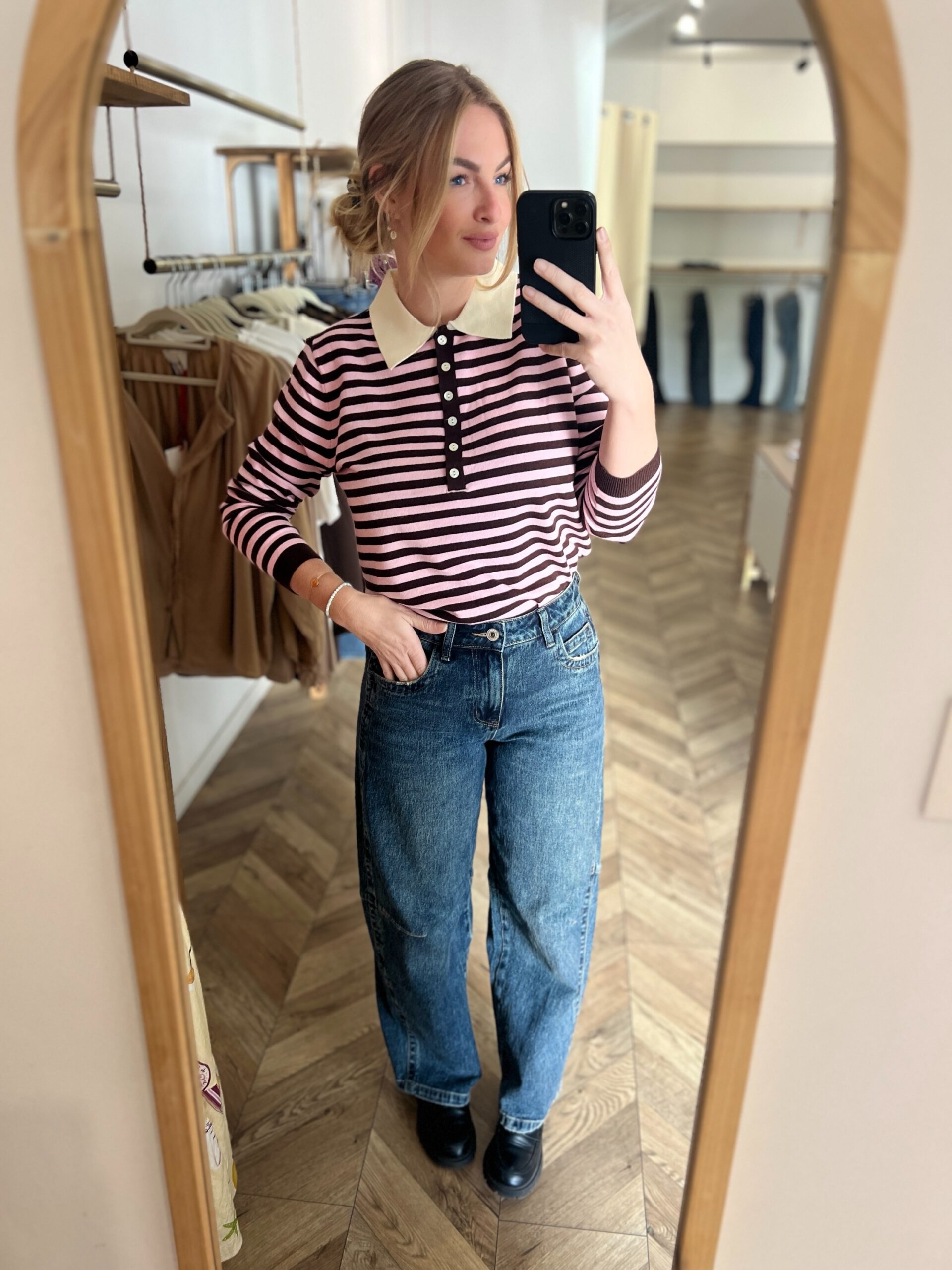 BARBARA ROSE – PULL