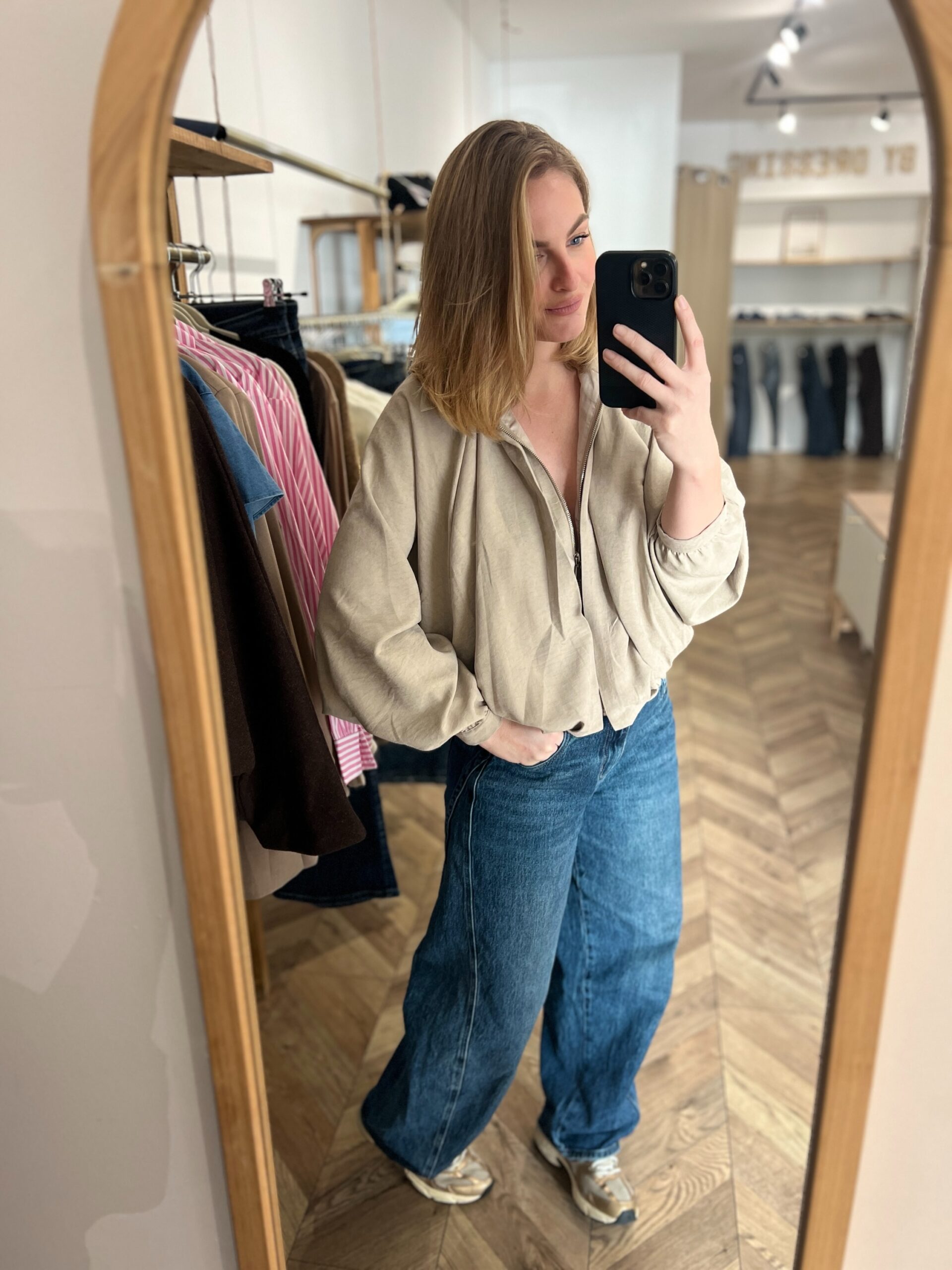 TOMY BEIGE – BLOUSE/VESTE