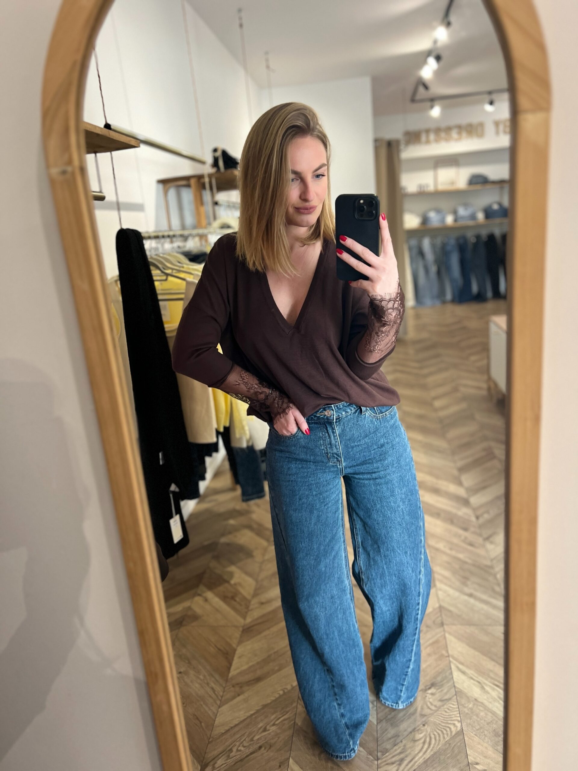 TOMY CHOCO - PULL DENTELLE – Image 3