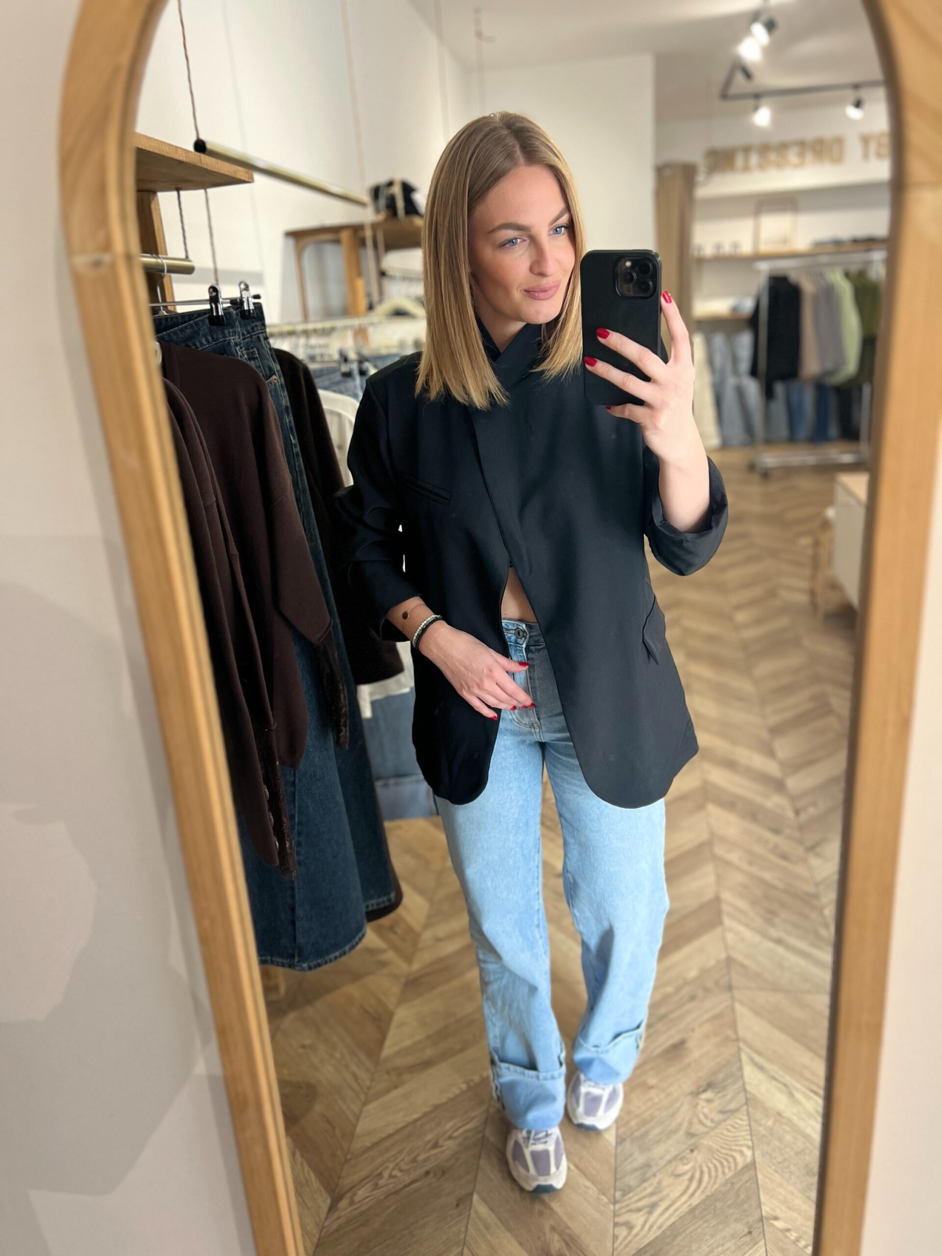 BARBARA NOIR – BLAZER