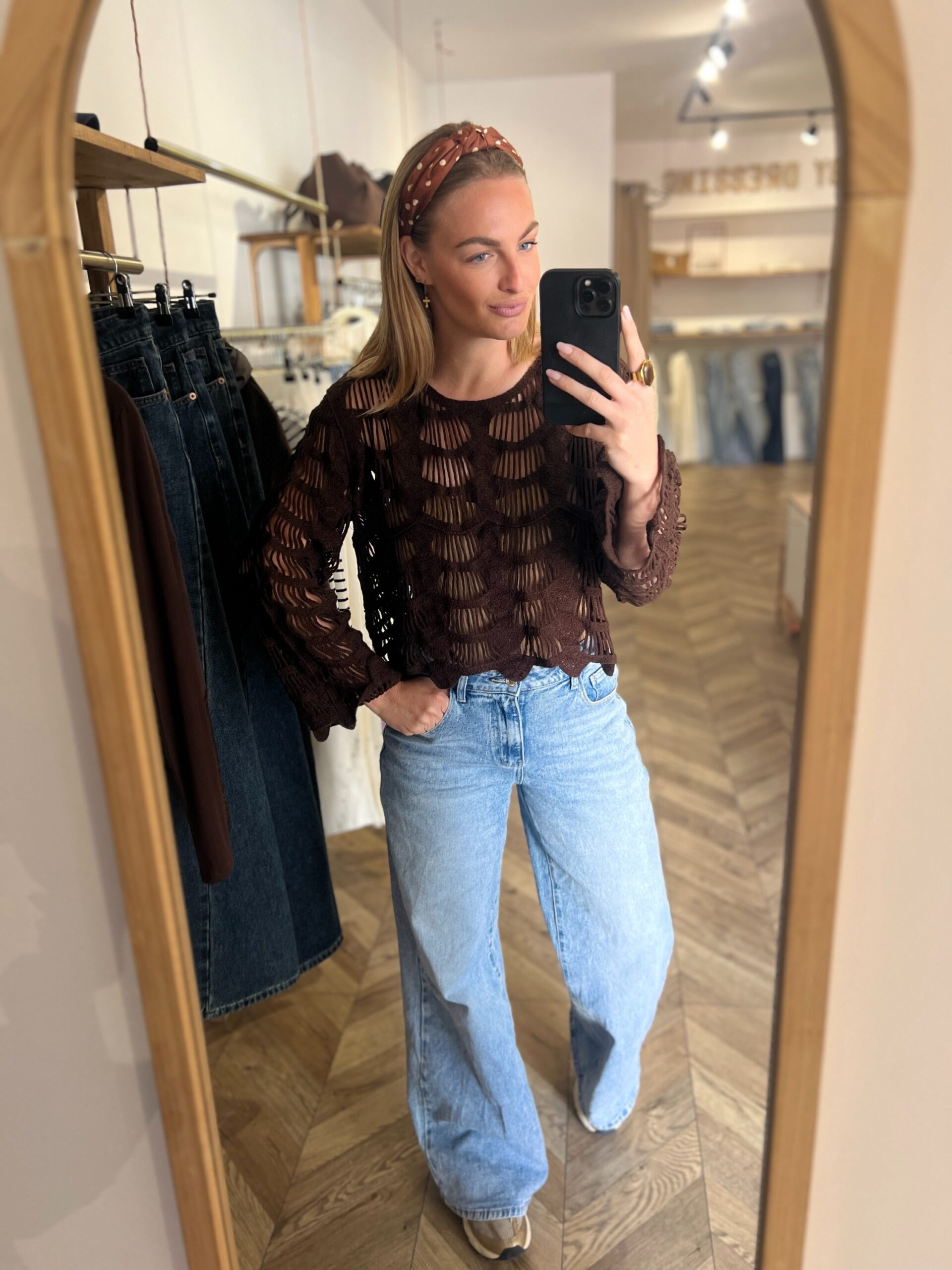 JODIE CHOCO – PULL CROCHET