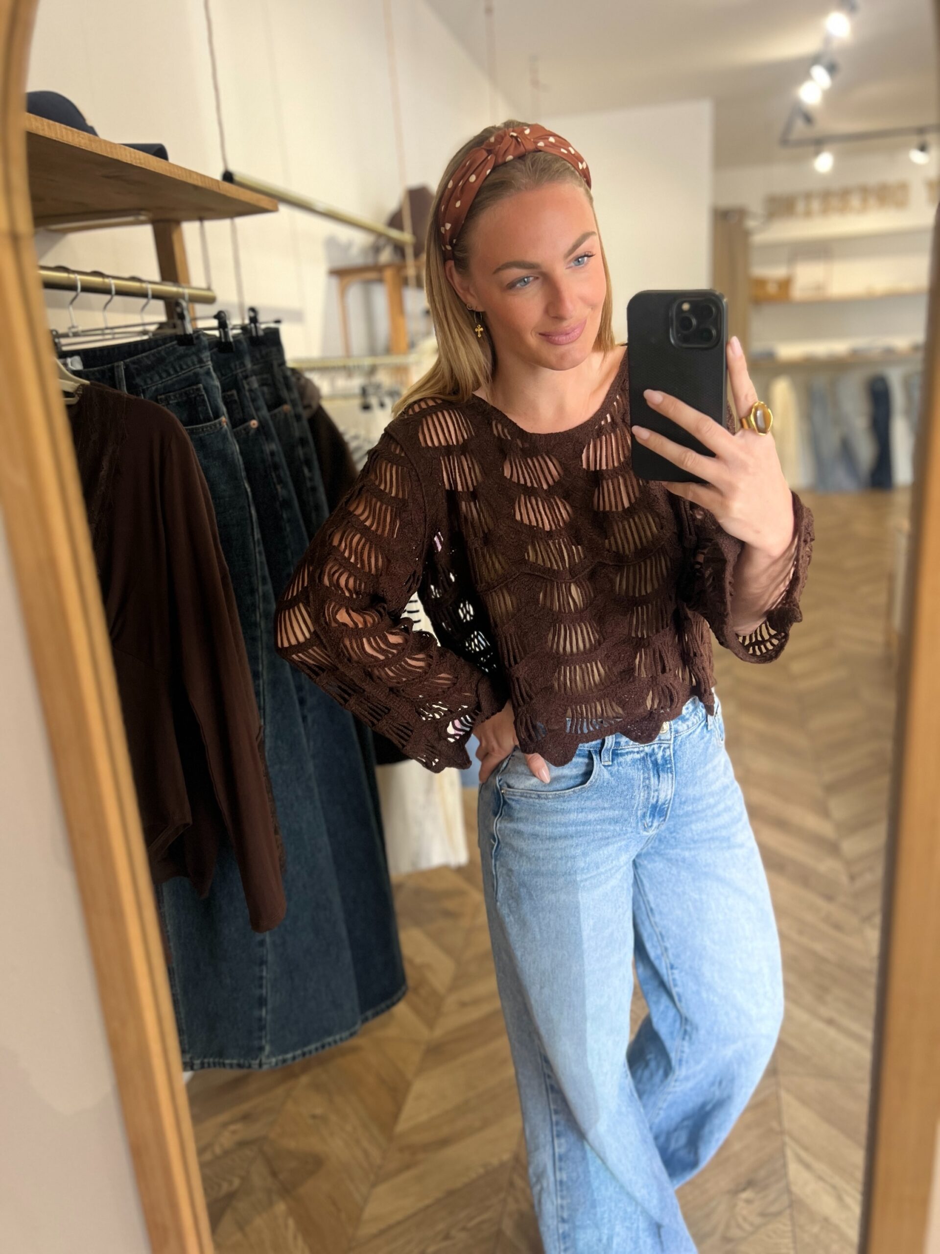 JODIE CHOCO – PULL CROCHET