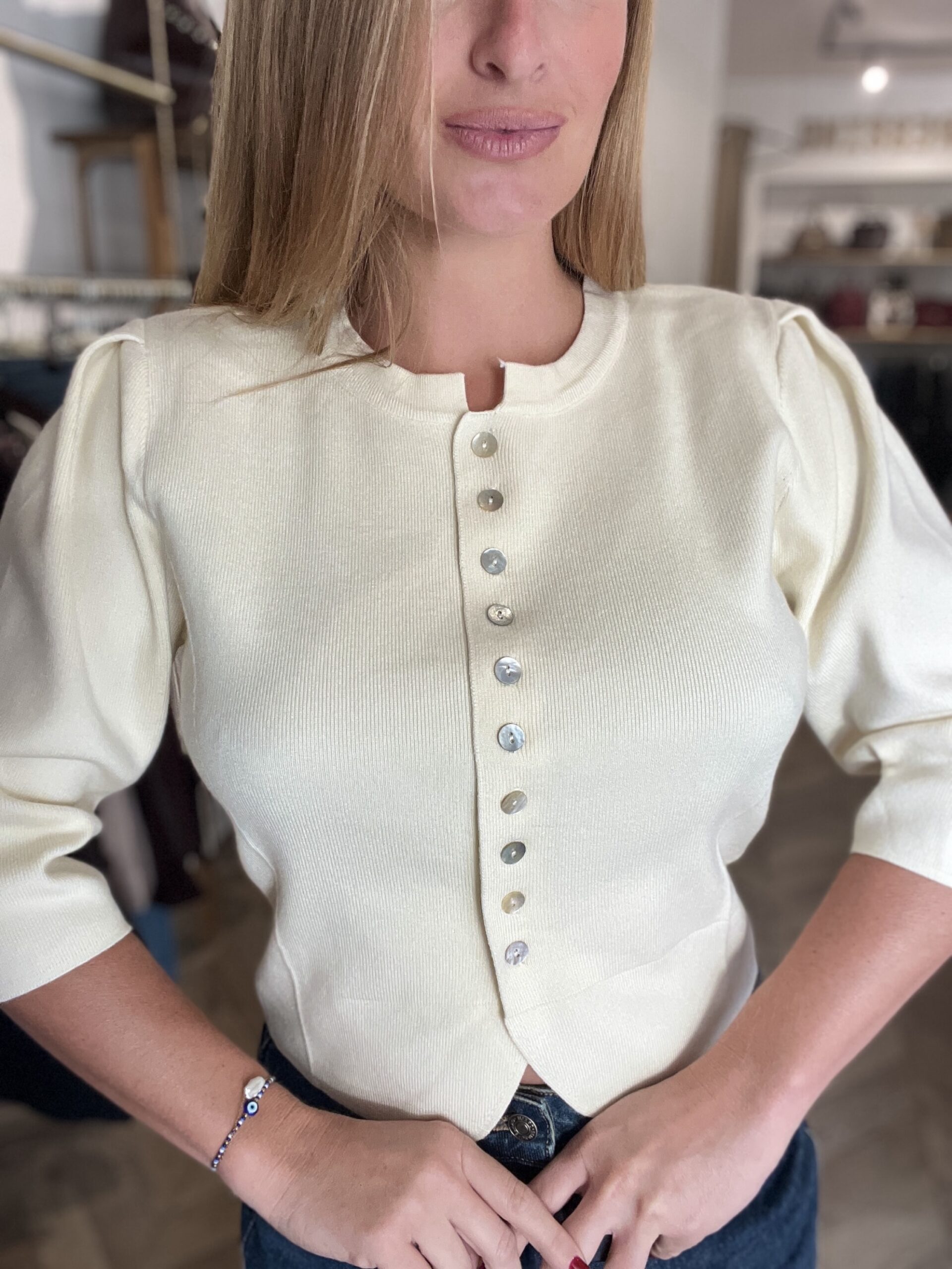 ANNA GILET – ÉCRU