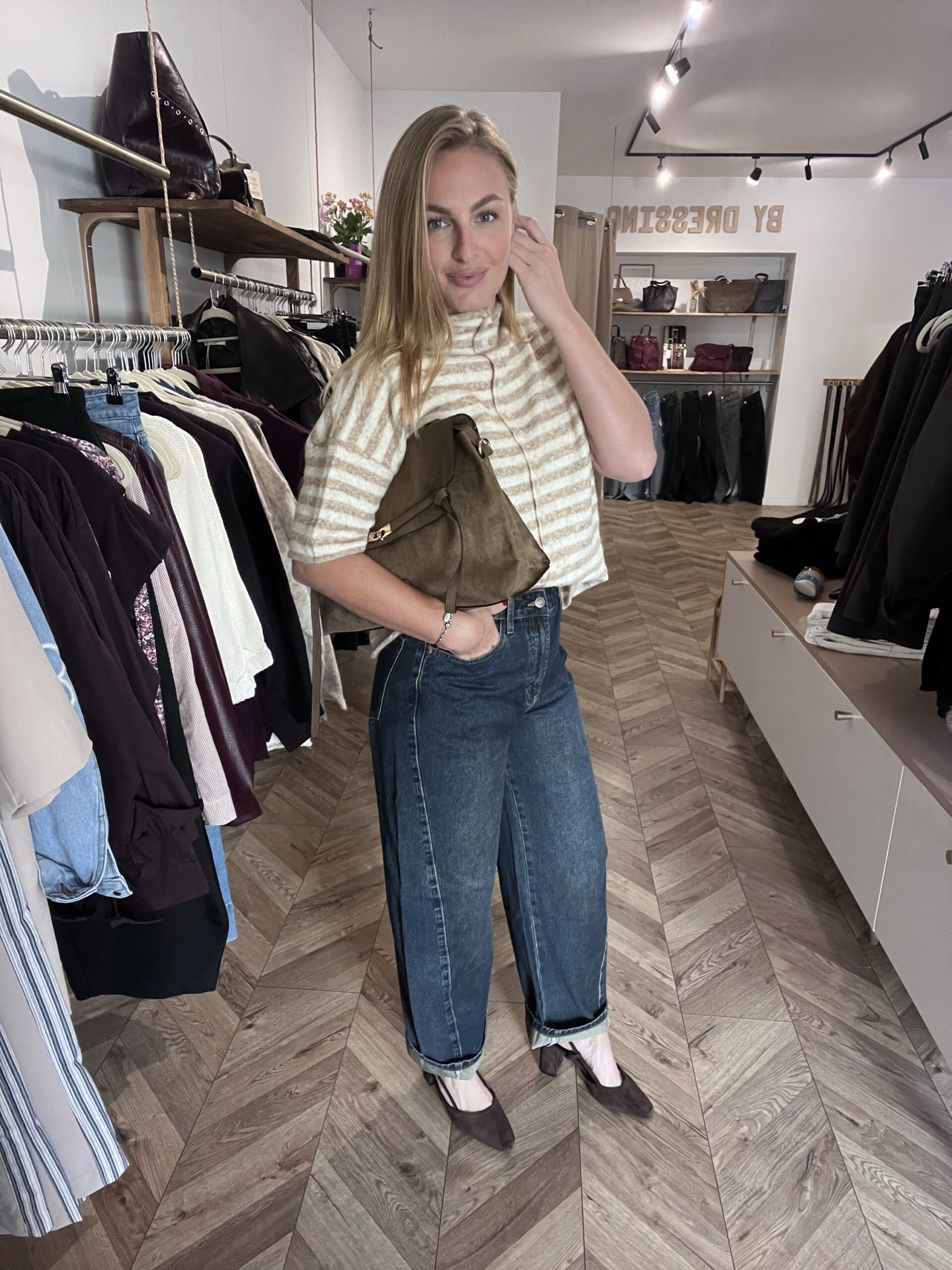 ALiCE GILET - BEiGE – Image 3