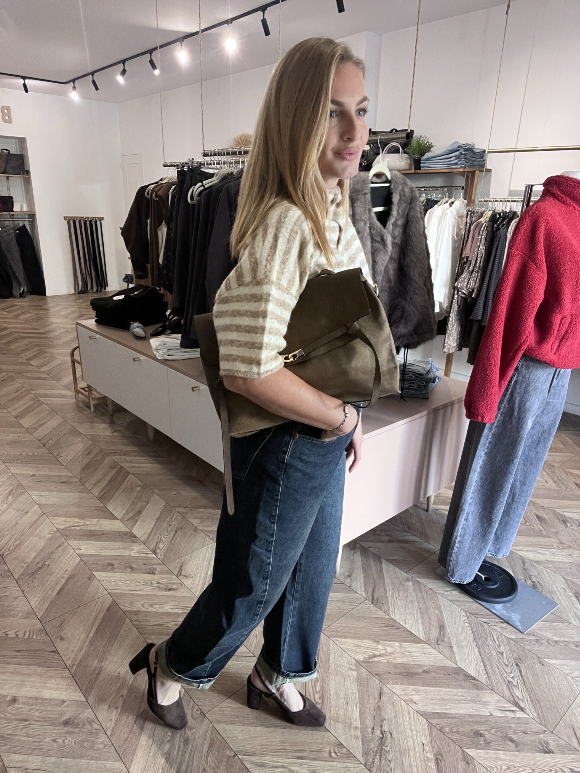 ALiCE GILET - BEiGE – Image 4