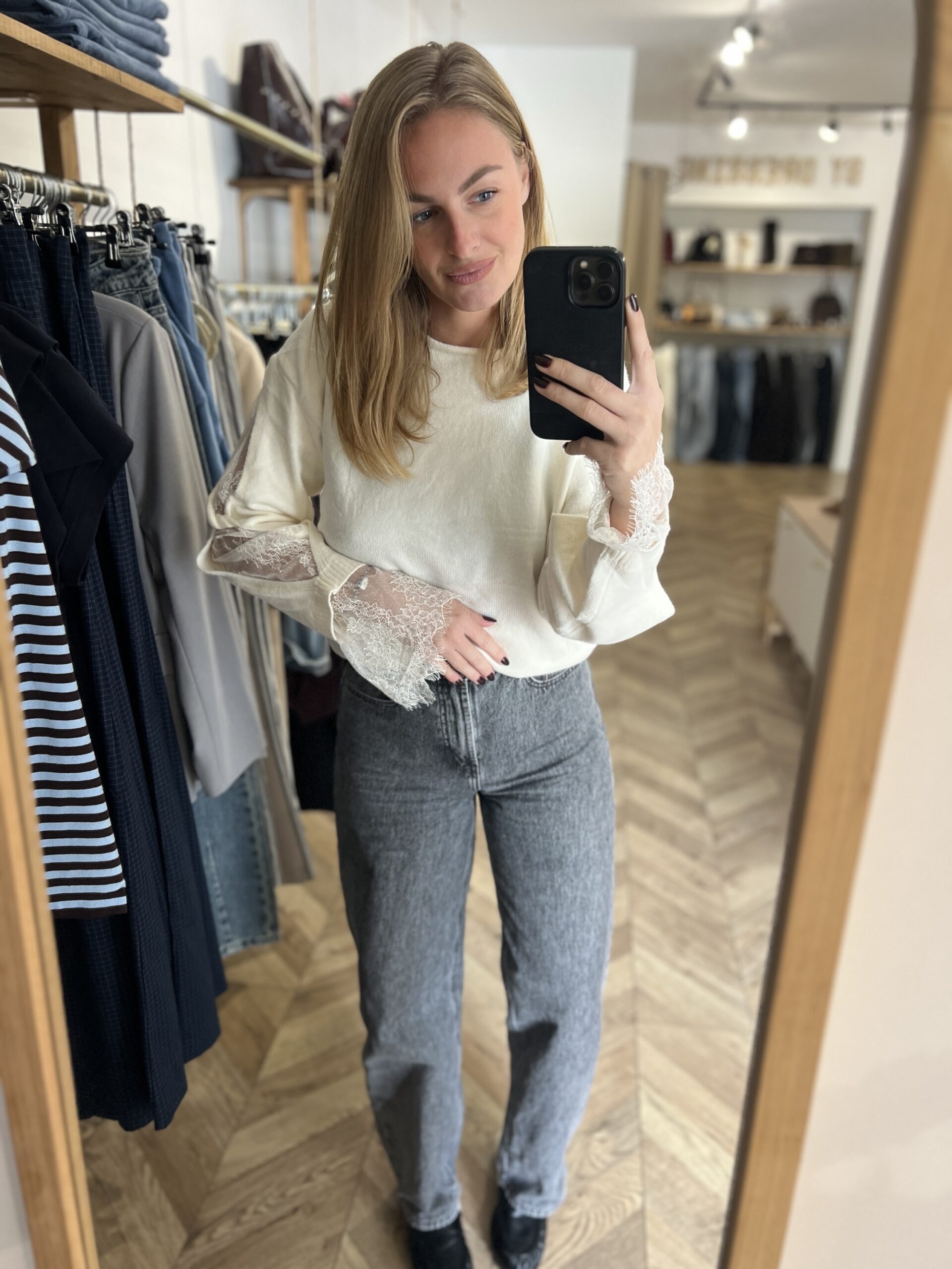 MERYL PULL – ÉCRU